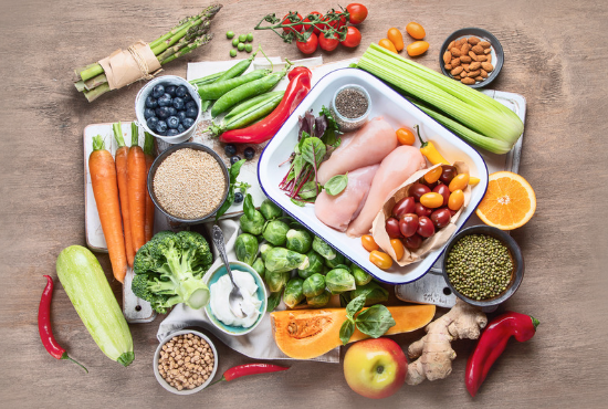 Ăn đa dạng các loại thực phẩm để bổ sung đầy đủ dinh dưỡng cho cơ thể